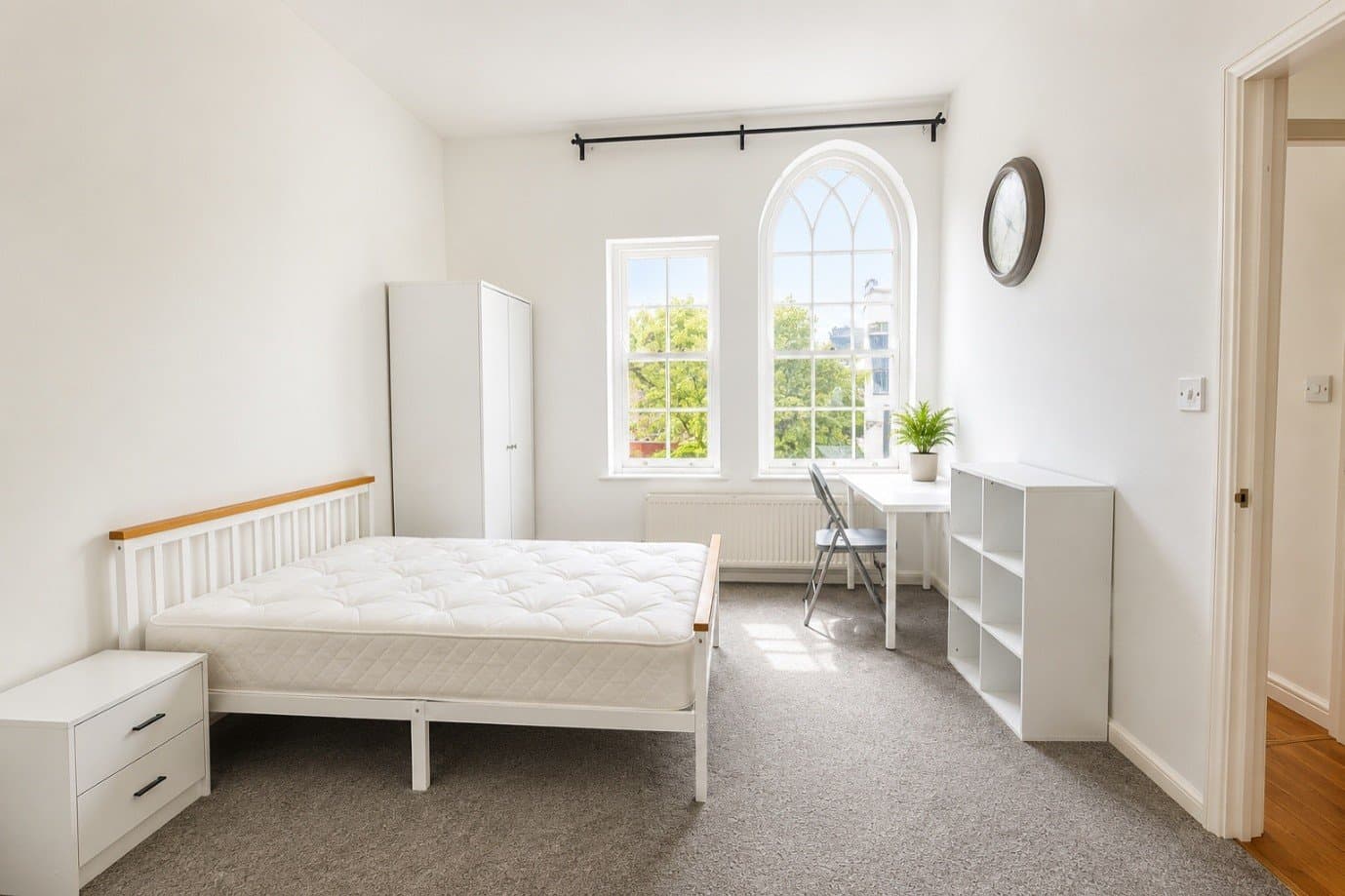 2 bedroom, Flat for rent in Bellhanger Court, Morford St, BA1